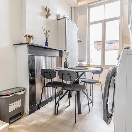 3 Stylish At A Great Location In Ghent